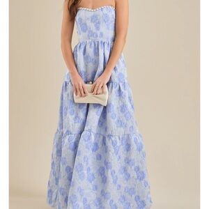 Altar’d State Skye Maxi Formal Dress